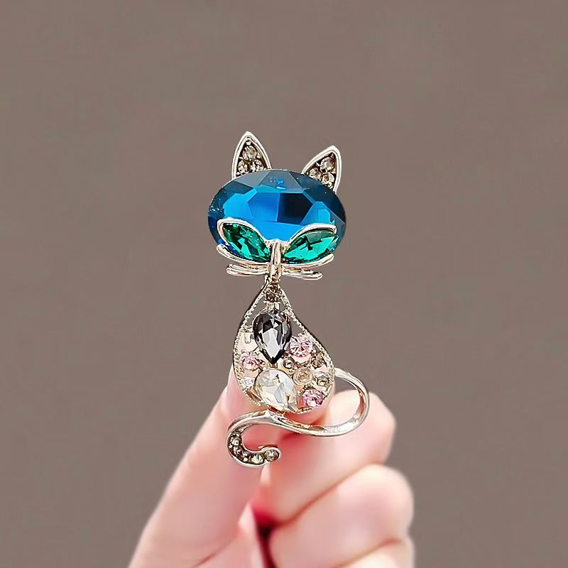 Noble Brooch