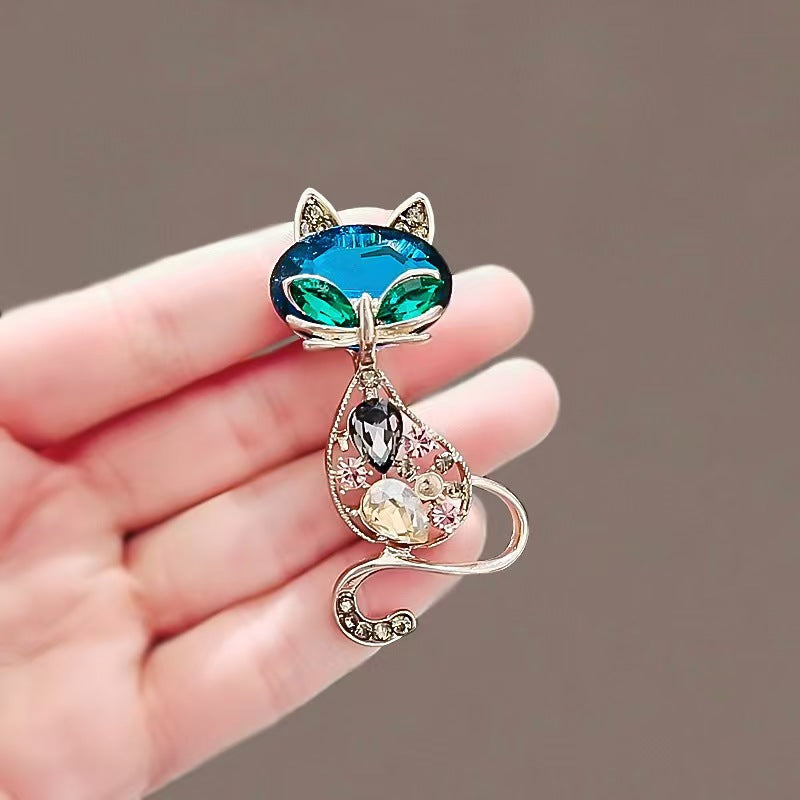 Noble Brooch