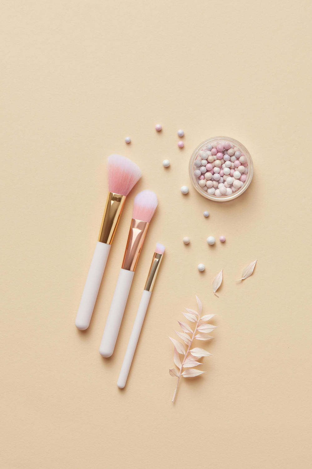 MAKEUP BRUSHES